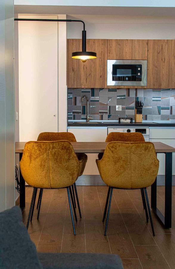 Apartamentos 1 Abril Málaga Exteriör bild