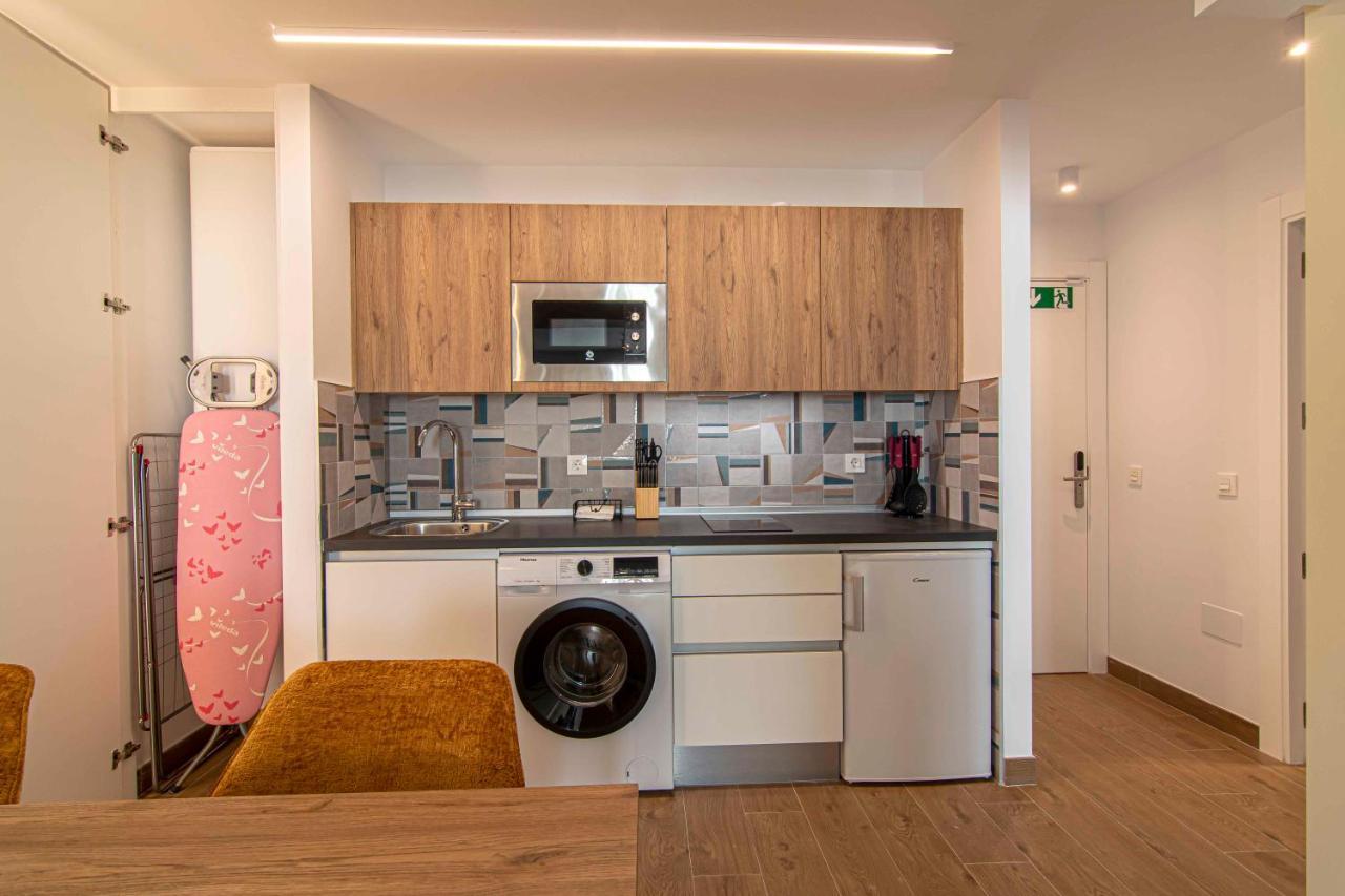 Apartamentos 1 Abril Málaga Exteriör bild