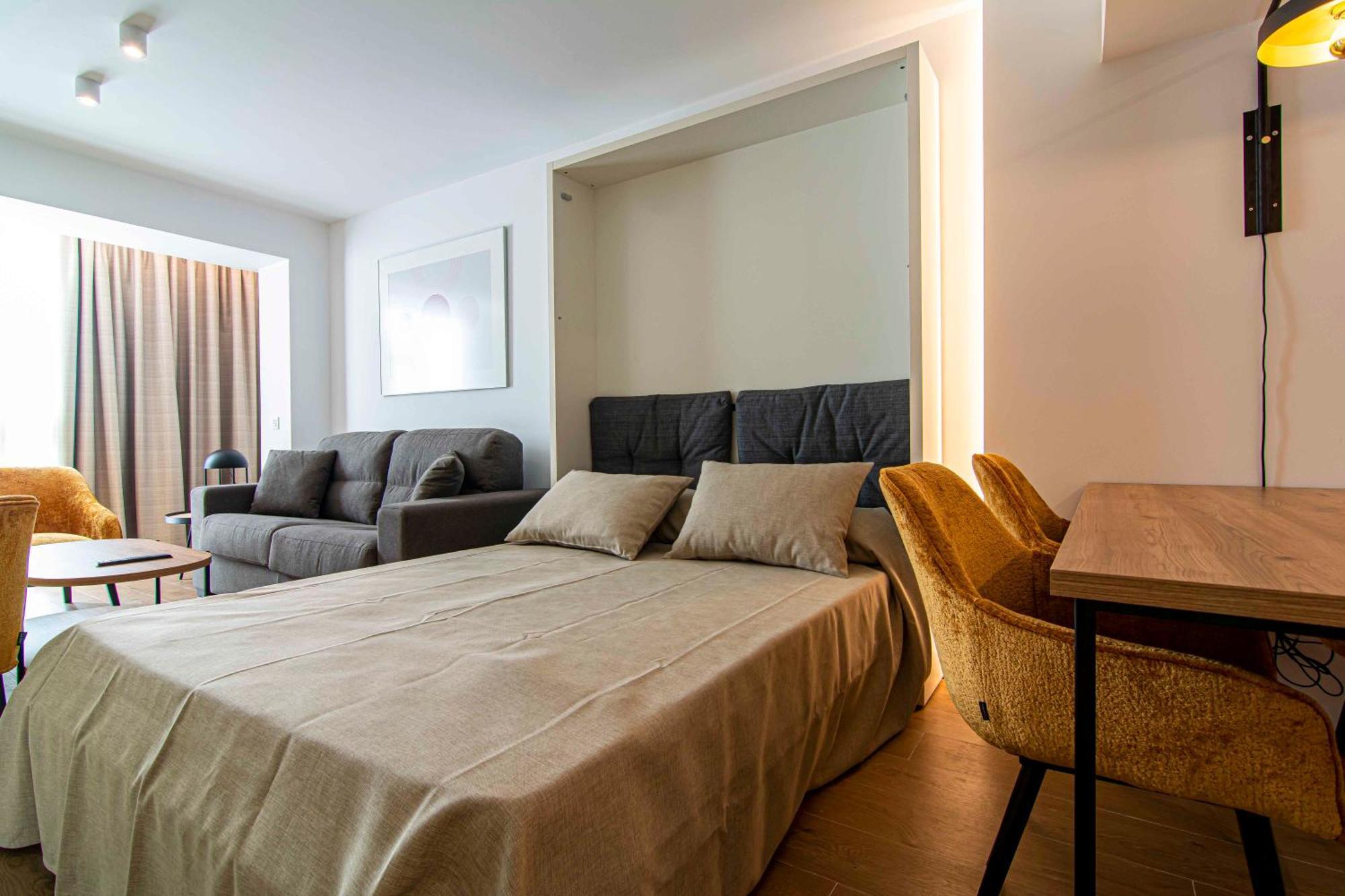 Apartamentos 1 Abril Málaga Exteriör bild